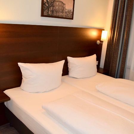 Trip Inn Budget Hotel Messe Frankfurt nad Mohanem Exteriér fotografie